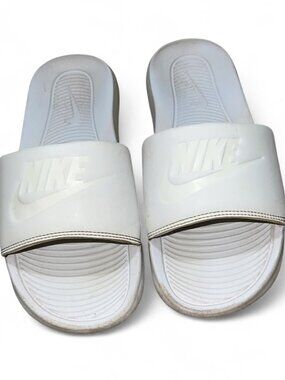 Nike Victori One Women's White Slides (CN9677-101)